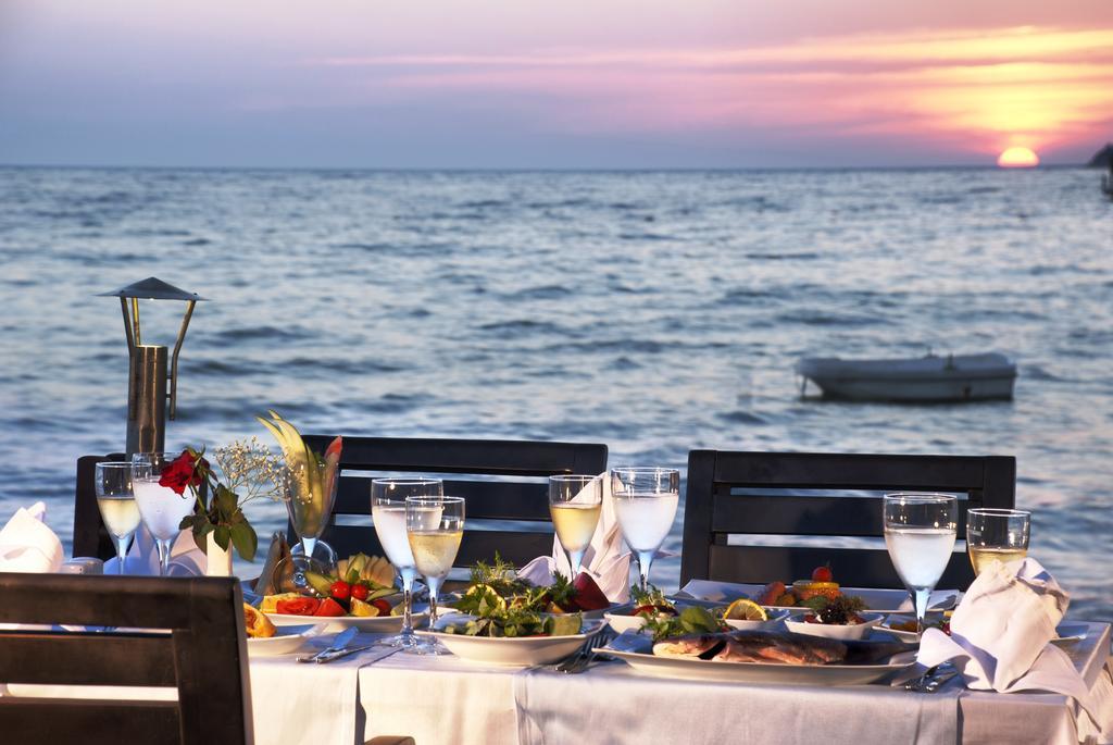 Ephesia Holiday Beach Club Кушадасы Экстерьер фото